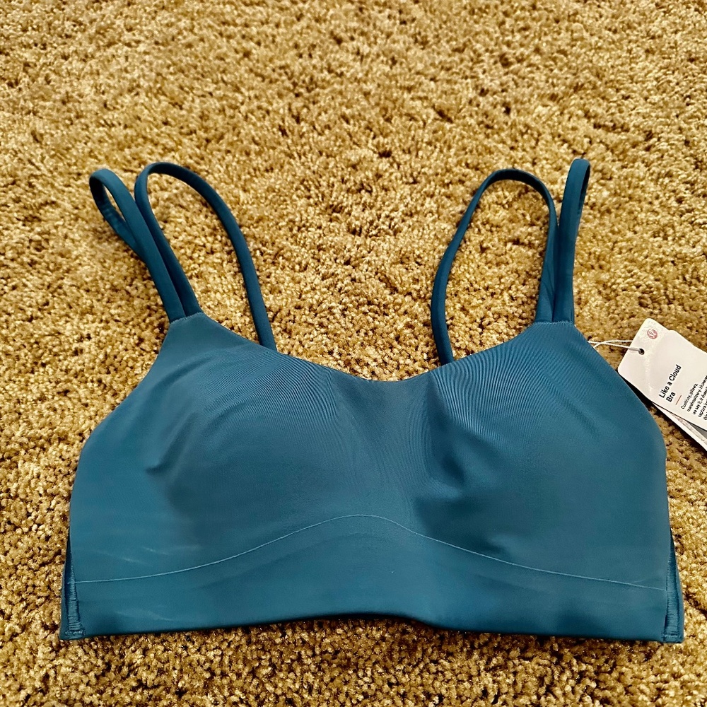 Lululemon Like a Cloud Bra